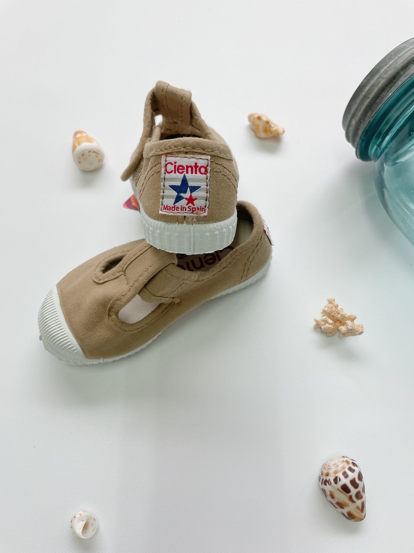 +Cienta+ T strap shoes - arena