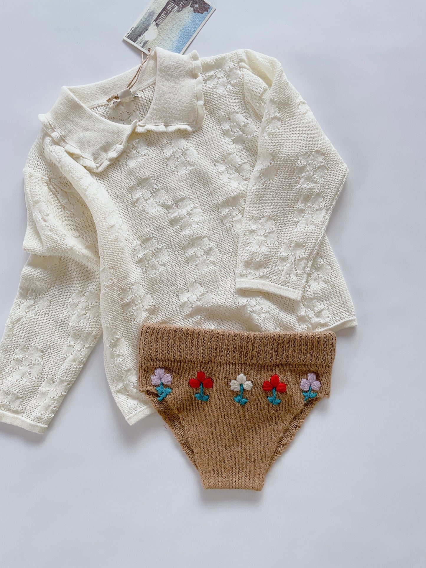 +FISH & KIDS+ Camel Pantie with Embroidered Flowers | 4-5Y