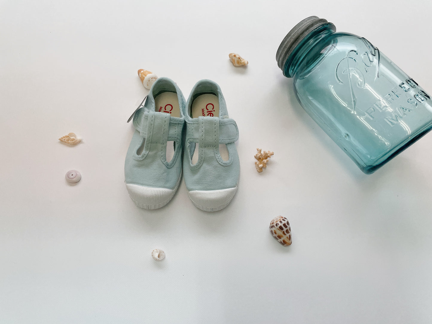 +Cienta+ T strap shoes - opalo