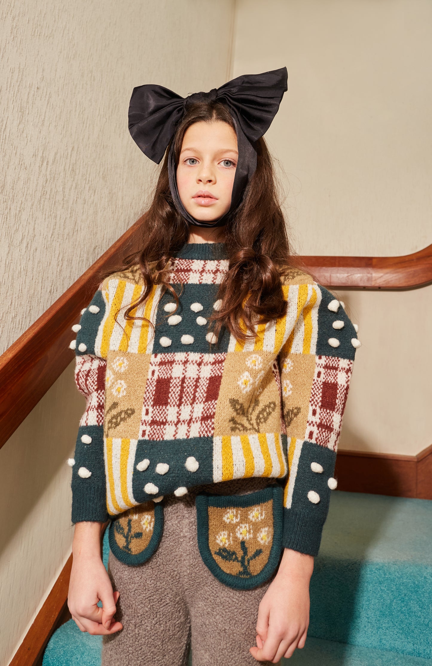 +FISH&KIDS+ FLOWERS AND POM POM PATCHWORK SWEATER