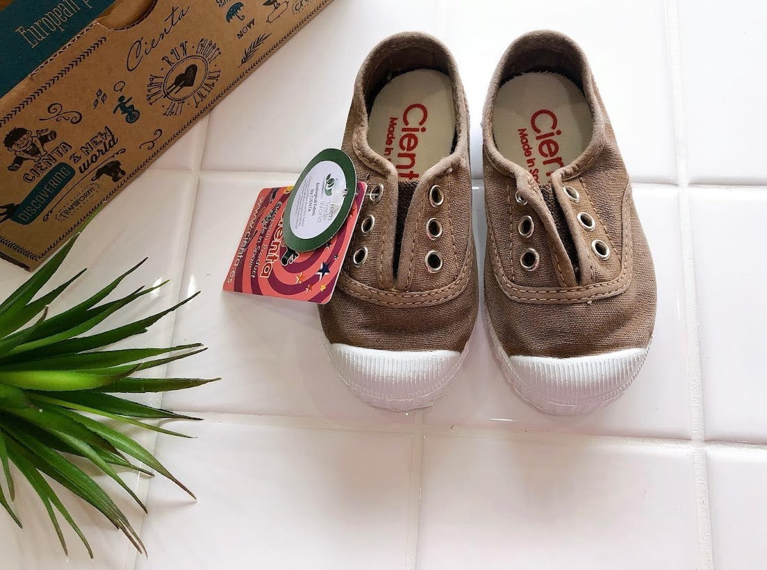 //Cienta// model 70/777 (deck shoes) 46 - beige